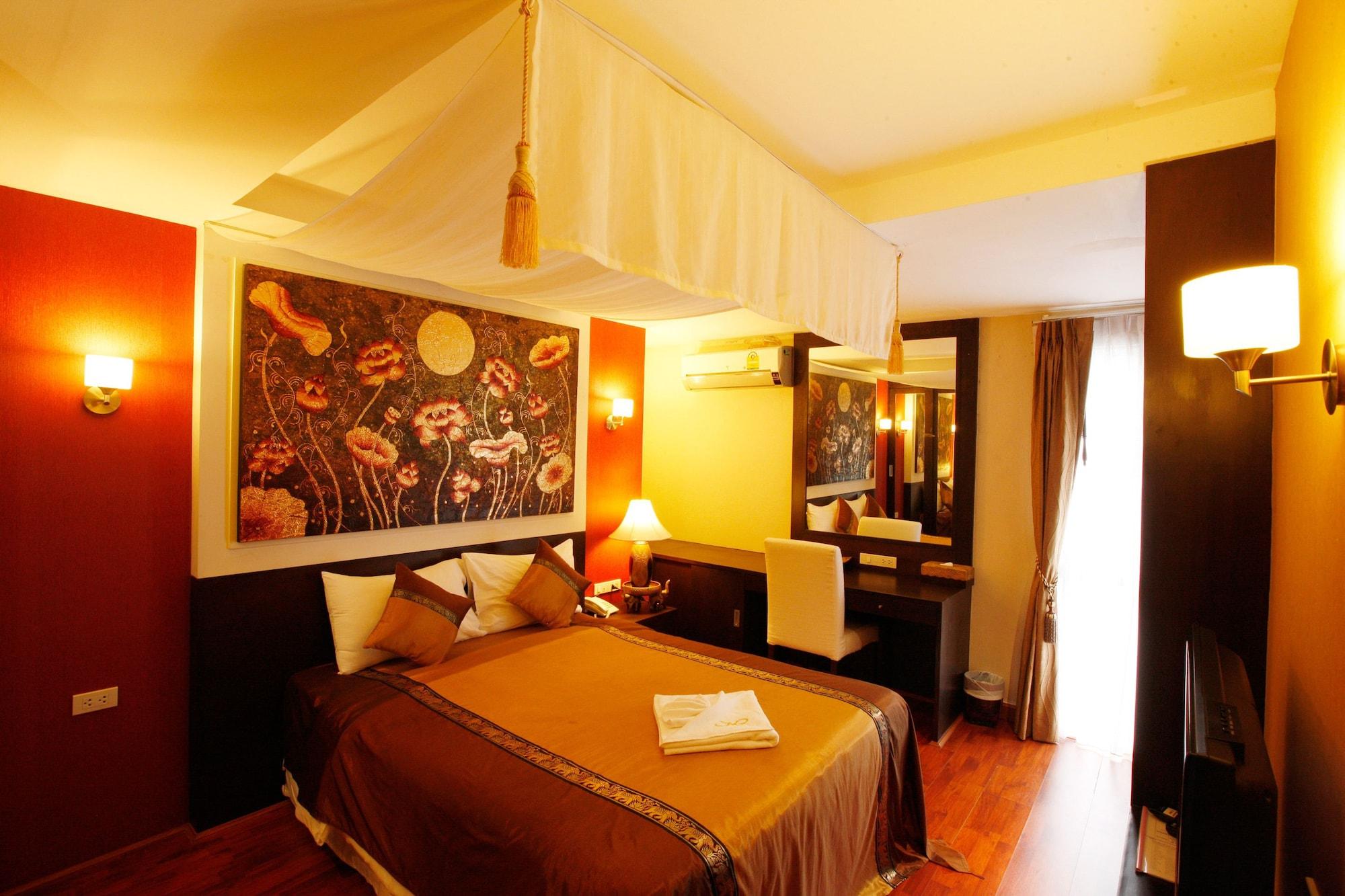 Mirth Sathorn Hotel Bangkok Ngoại thất bức ảnh