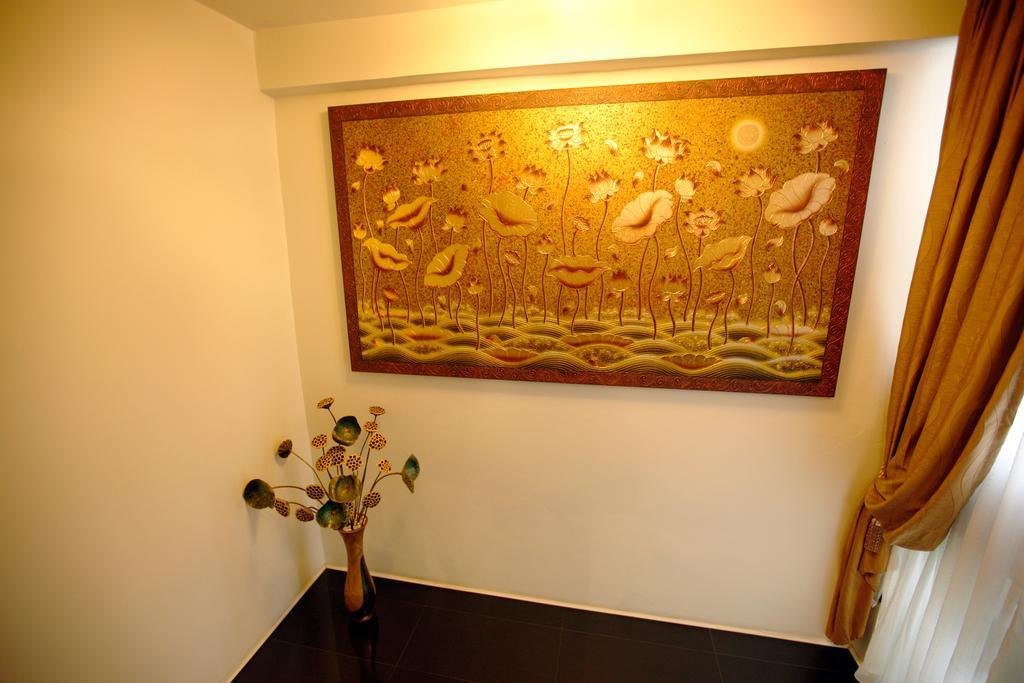 Mirth Sathorn Hotel Bangkok Ngoại thất bức ảnh